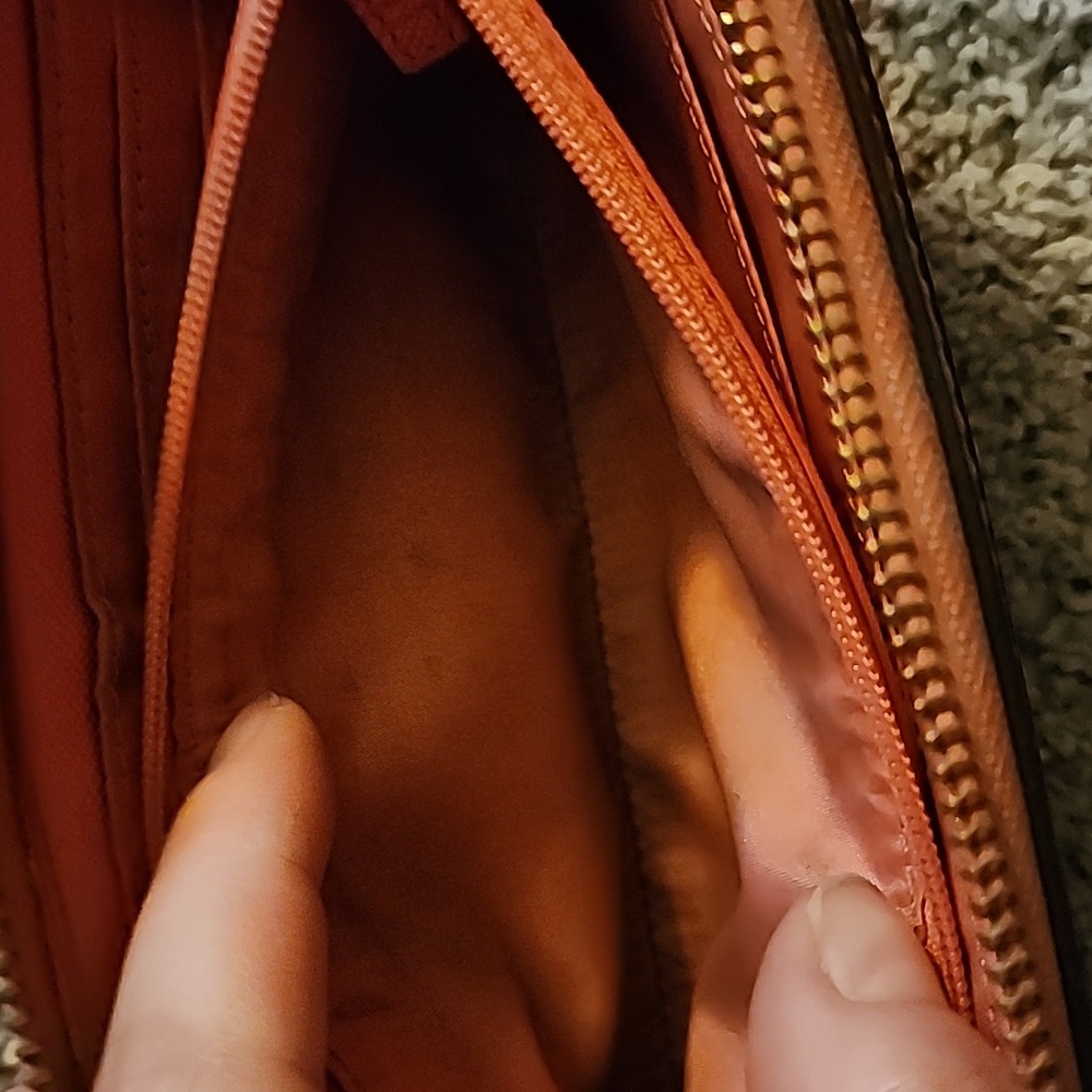 Coach Wallet - Picture 8 of 9